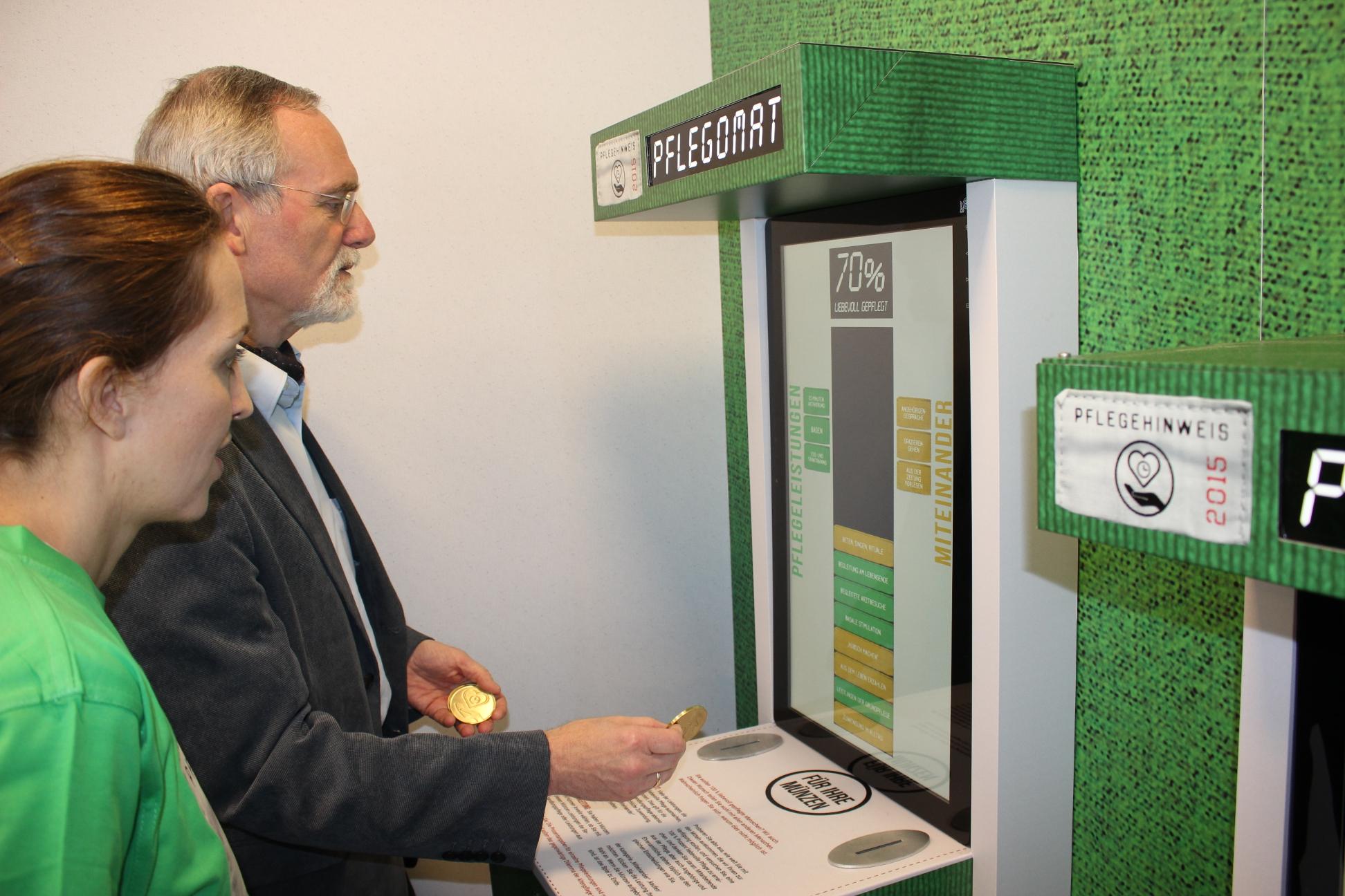 ALTENPFLEGE--FORMAN--FÜRTH--PFLEGE--PFLEGETRUCK--PFLEGOMAT