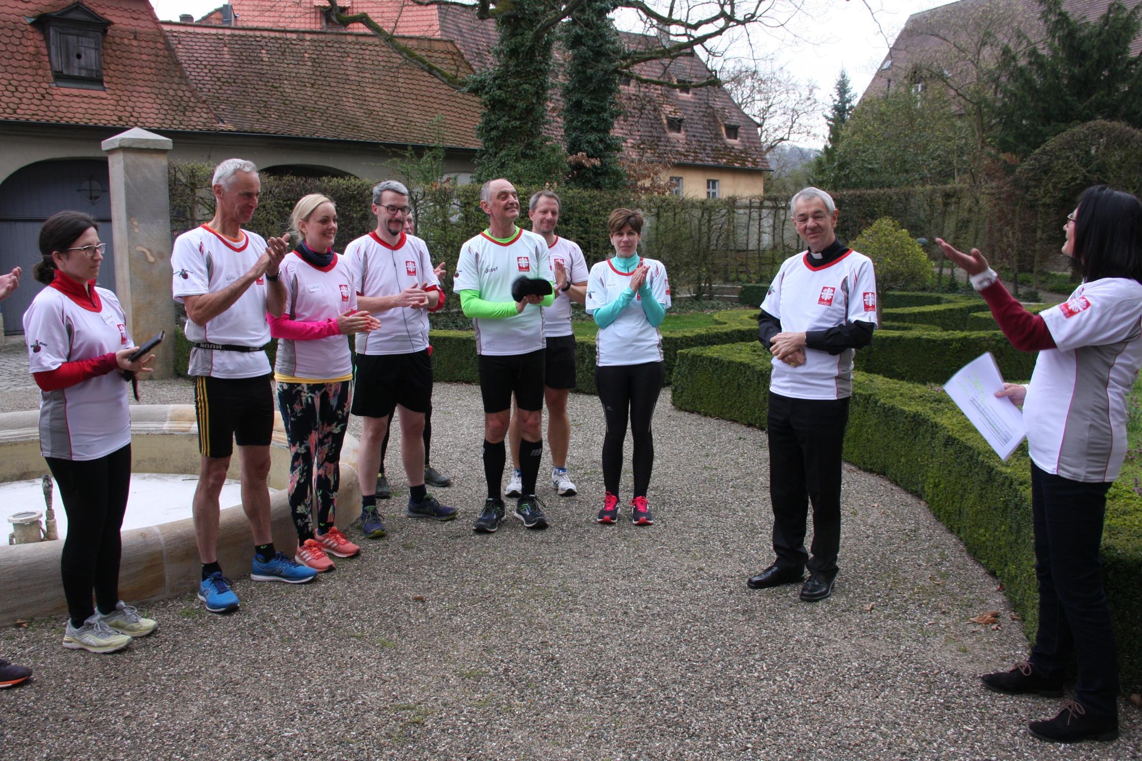 Weltkulturerbelauf 2019: Team Caritas beim Erzbischof
