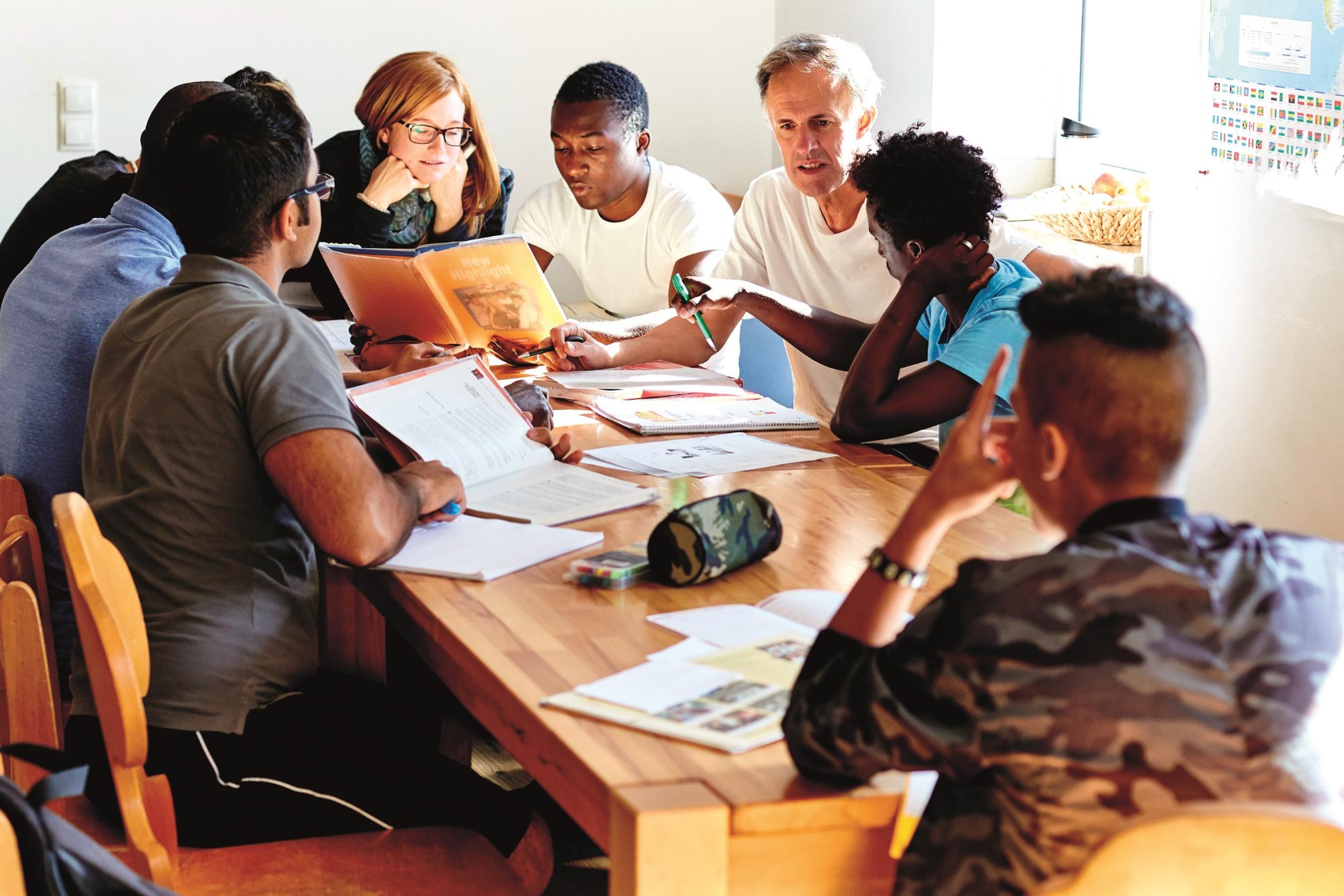 Jugendhilfe Flüchtlinge Hausaufgaben