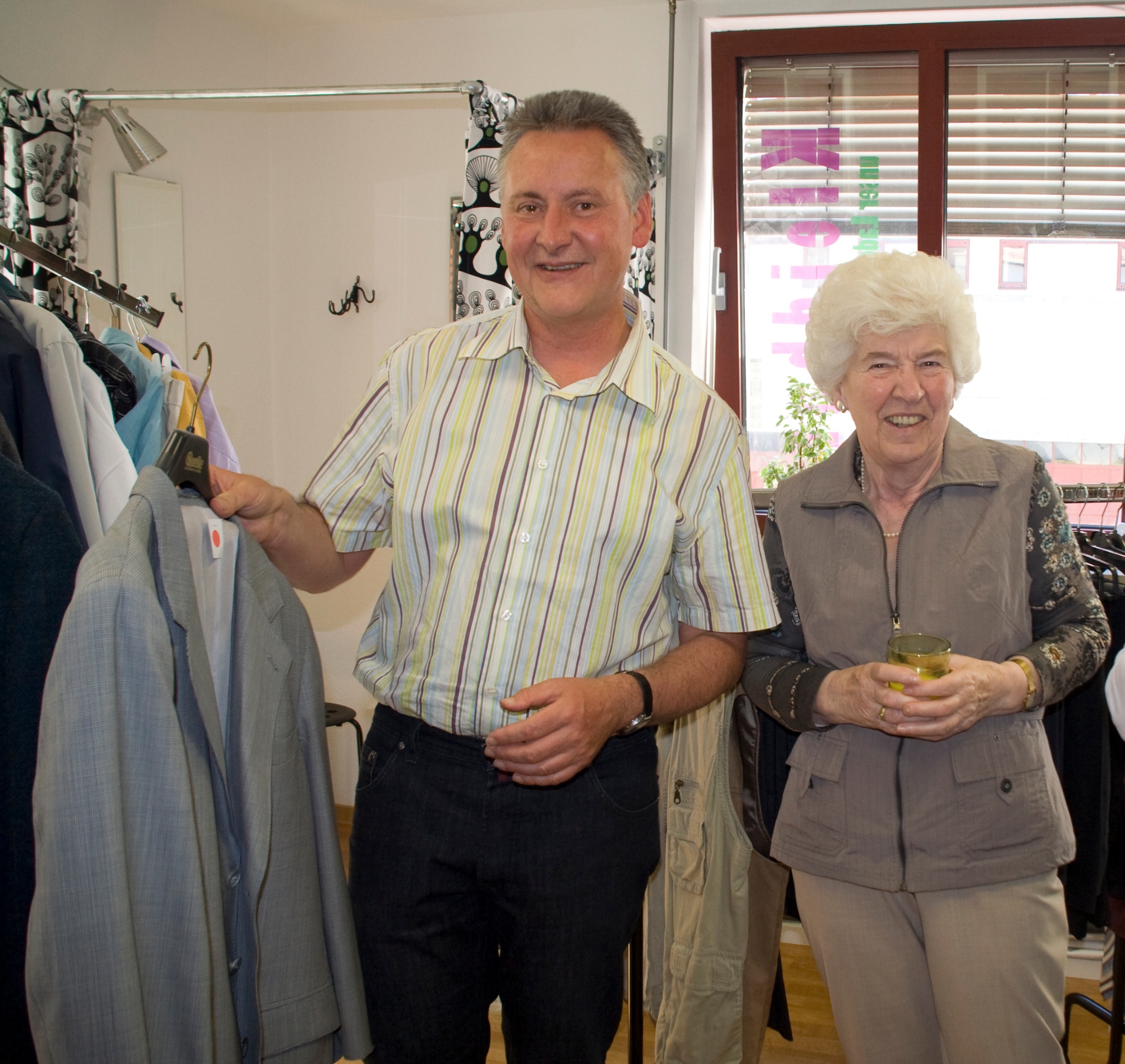 Oberbürgermeister Dr. Thomas Jung beim 'Shoppen'