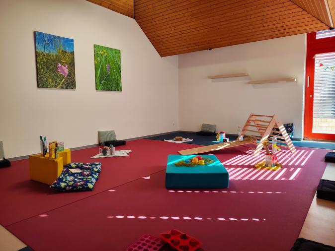 Ein Bild vom Bewegungsraum drei im SoFa Stein